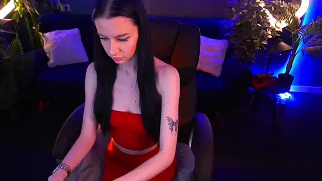 Snow WhiteeeX online show from March 5, 6:33 am