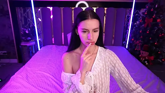 Snow WhiteeeX online show from January 11, 6:42 am