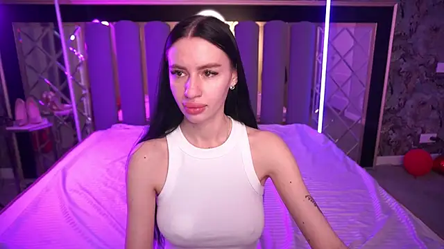 Snow WhiteeeX online show from March 29, 5:42 am