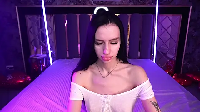 Snow WhiteeeX online show from February 17, 6:44 am