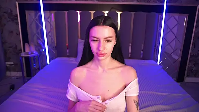 Snow WhiteeeX online show from March 8, 6:49 am