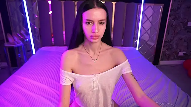 Snow WhiteeeX online show from March 3, 6:31 am