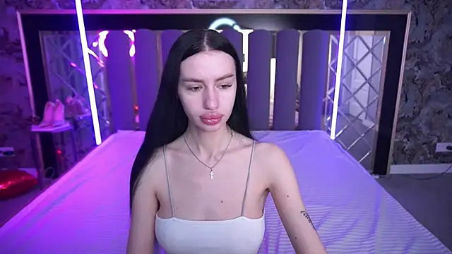 Snow WhiteeeX online show from April 5, 5:36 am