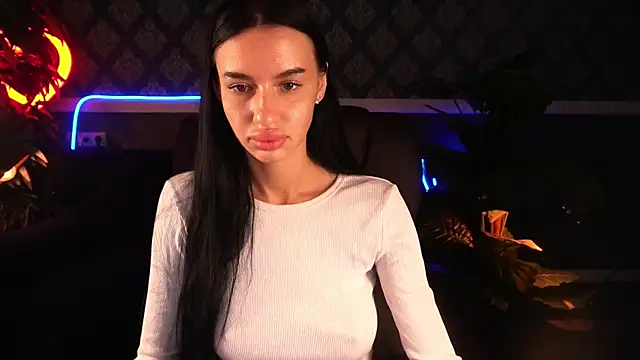 Snow WhiteeeX online show from September 12, 5:51 am