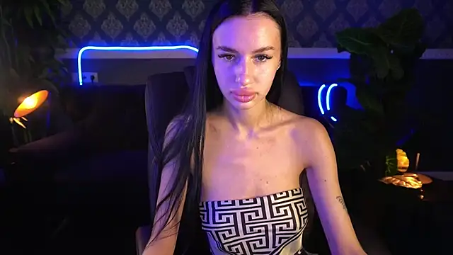 Snow WhiteeeX online show from September 25, 5:46 am