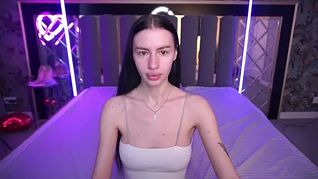 Snow WhiteeeX online show from April 12, 5:44 am