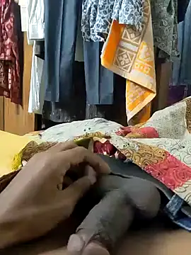 Snapshot of Ssdhaka11 chatting on December 11, 1:28 pm Ssdhaka11 online show from December 11, 1:28 pm