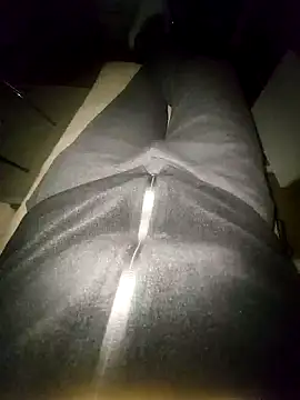 Snapshot of reelciii21 chatting on January 8, 7:13 pm reelciii21 online show from January 8, 7:13 pm