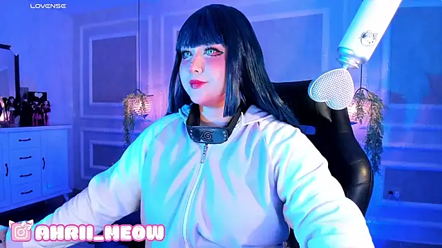 Snapshot of AHRI_LEE chatting on February 7, 1:25 am AHRI LEE online show from February 7, 1:25 am