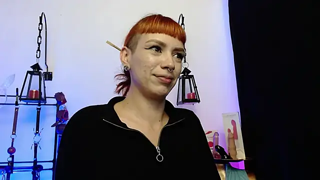 Snapshot of IvanaFetish chatting on November 4, 10:35 pm IvanaFetish online show from November 4, 10:35 pm