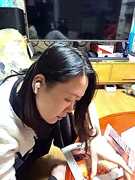 rami0428 online show from March 23, 9:25 pm