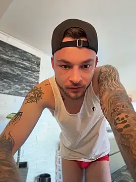 hottwoboys online show from May 10, 8:07 am