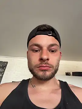 hottwoboys online show from May 27, 11:50 am