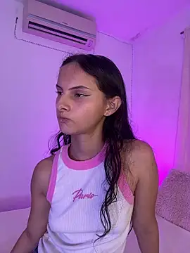 ninaht online show from February 8, 9:23 pm