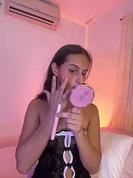 ninaht online show from February 9, 9:02 pm