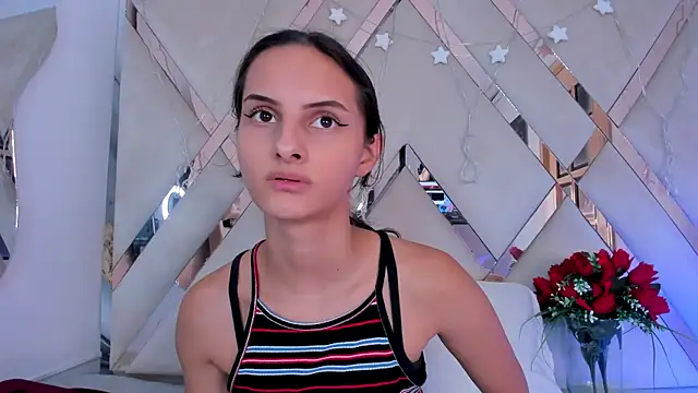 ninaht online show from December 20, 8:44 pm