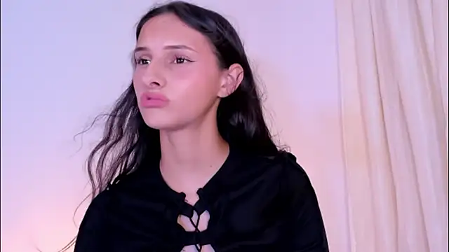 ninaht online show from March 31, 8:55 pm