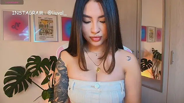 Liujunne2 online show from May 26, 1:37 am
