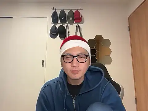 kensnb online show from December 19, 8:44 pm