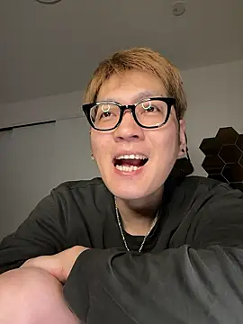 kensnb online show from November 27, 8:09 pm