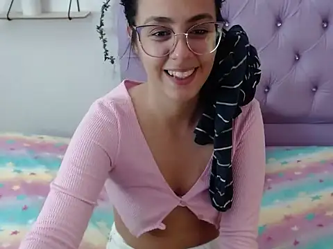 Freyja 01 online show from November 16, 9:51 pm