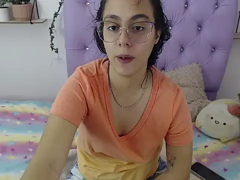 Freyja 01 online show from September 12, 4:18 pm