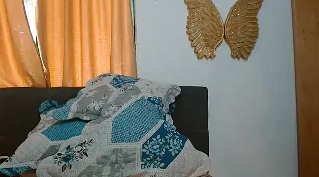 Snapshot of cataafitt chatting on February 13, 8:34 pm cataafitt online show from February 13, 8:34 pm