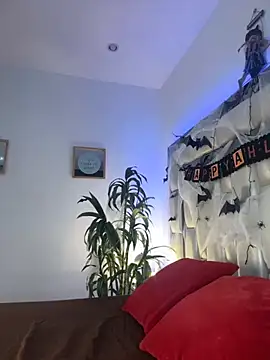  ISABELLA HOT  online show from October 30, 12:25 pm