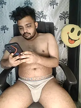 Snapshot of Mr_Handsome_hunk chatting on November 14, 1:48 pm Mr Handsome hunk online show from November 14, 1:48 pm