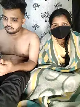 Snapshot of Mr_Handsome_hunk chatting on December 14, 5:51 pm Mr Handsome hunk online show from December 14, 5:51 pm