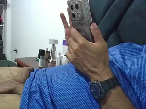 exmilitary online show from April 19, 4:02 am