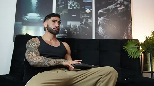 Snapshot of Austin_bolt chatting on October 11, 1:50 am Austin bolt online show from October 11, 1:50 am