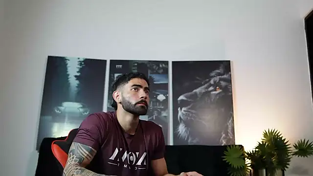 Snapshot of Austin_bolt chatting on October 2, 1:31 am Austin bolt online show from October 2, 1:31 am