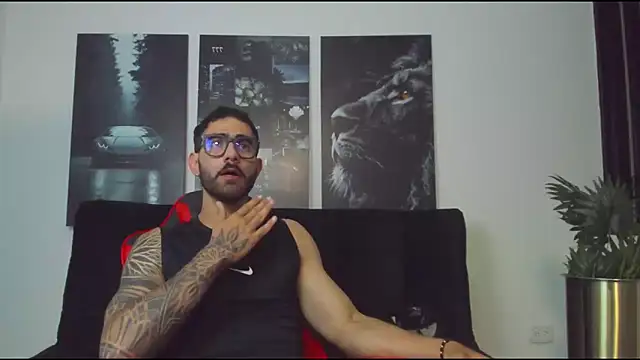 Snapshot of Austin_bolt chatting on March 13, 3:00 am Austin bolt online show from March 13, 3:00 am