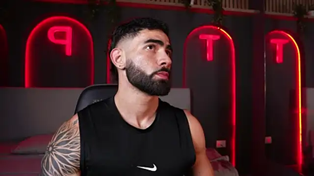 Snapshot of Austin_bolt chatting on October 17, 2:59 am Austin bolt online show from October 17, 2:59 am