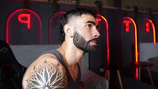 Austin bolt online show from February 9, 1:03 am