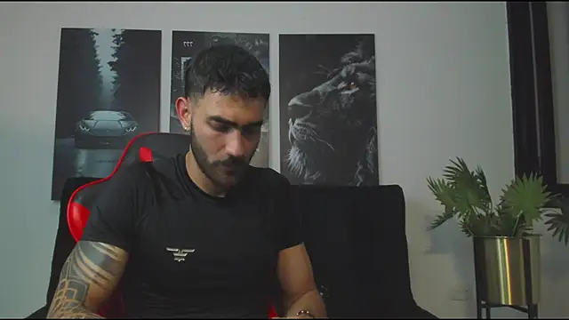 Snapshot of Austin_bolt chatting on March 11, 2:21 am Austin bolt online show from March 11, 2:21 am