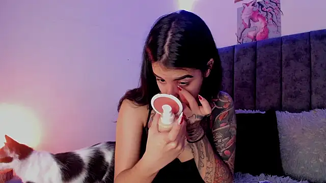 Alice woodville online show from March 17, 5:16 pm