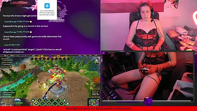 Snapshot of Rae-Suon chatting on February 8, 1:32 am Rae-Suon online show from February 8, 1:32 am