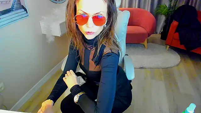 Elizabe th online show from February 16, 7:04 am