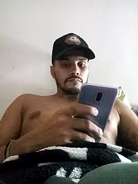 Snapshot of Dilan_1994 chatting on December 2, 12:22 am Dilan 1994 online show from December 2, 12:22 am