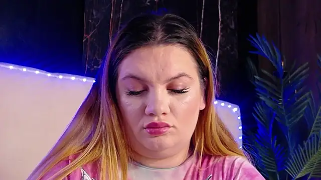 MelanieBrownn online show from March 24, 6:02 am