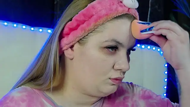 MelanieBrownn online show from April 13, 4:49 am