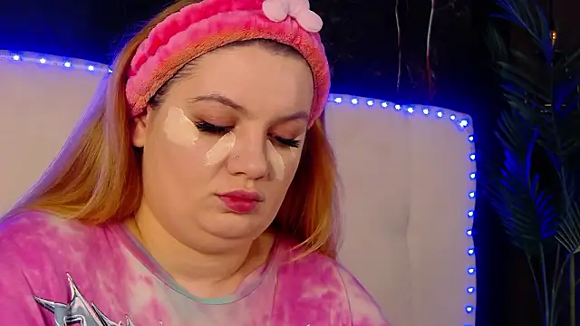 MelanieBrownn online show from March 14, 5:13 am