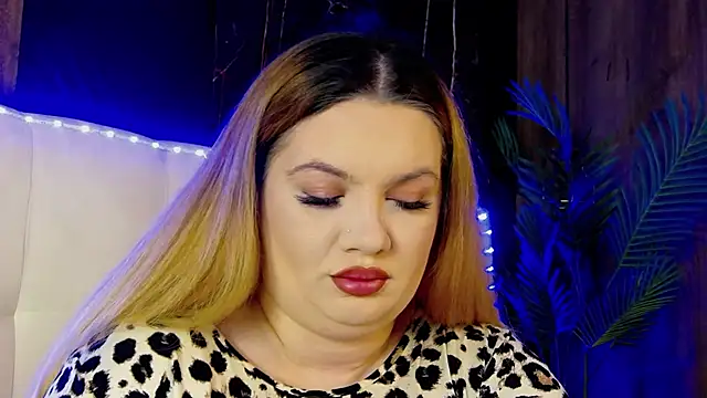 MelanieBrownn online show from February 12, 5:29 am