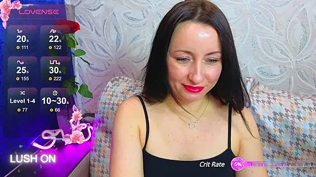 Snapshot of Roxyy_Star chatting on March 4, 2:06 am Roxyy Star online show from March 4, 2:06 am