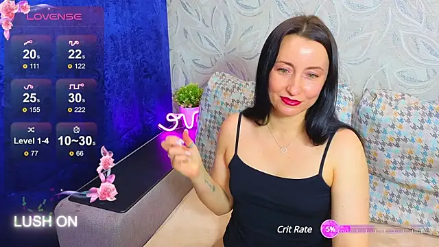 Snapshot of Roxyy_Star chatting on February 27, 1:52 am Roxyy Star online show from February 27, 1:52 am