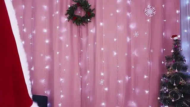 KimWilli online show from December 28, 7:33 pm