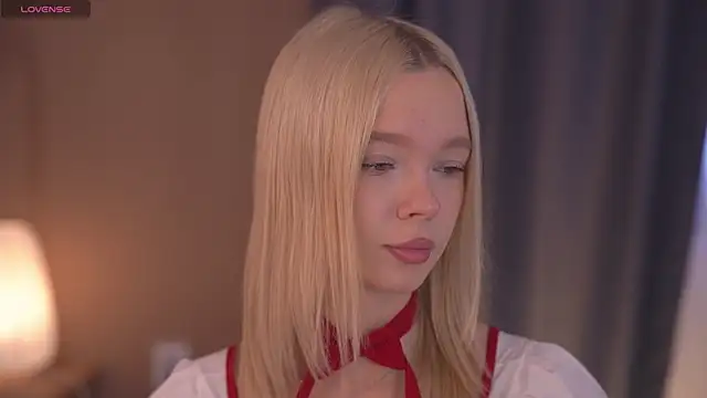 Snapshot of _AlinaBailey chatting on November 8, 1:03 pm AlinaBailey online show from November 8, 1:03 pm