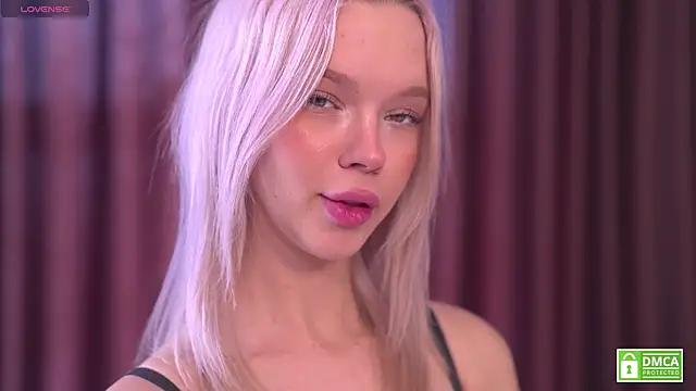  AlinaBailey online show from June 7, 9:36 am